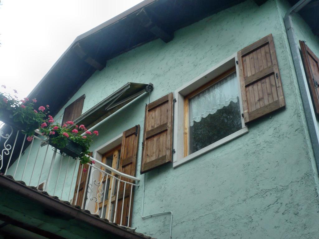 Appartamento Michela Brenzone sul Garda Camera foto