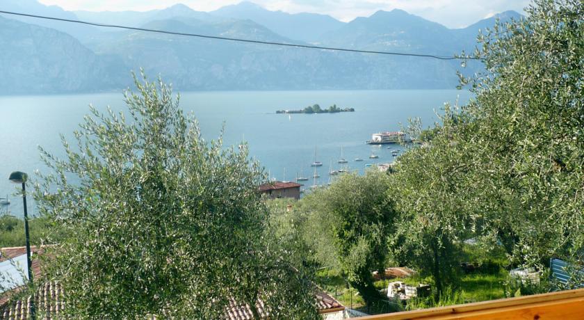 Appartamento Michela Brenzone sul Garda Camera foto