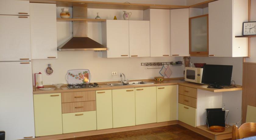 Appartamento Michela Brenzone sul Garda Camera foto
