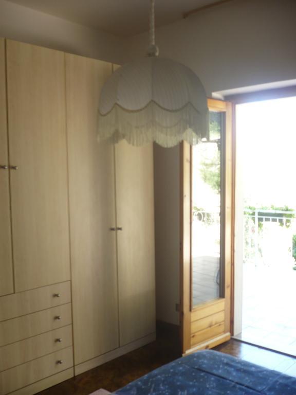 Appartamento Michela Brenzone sul Garda Camera foto