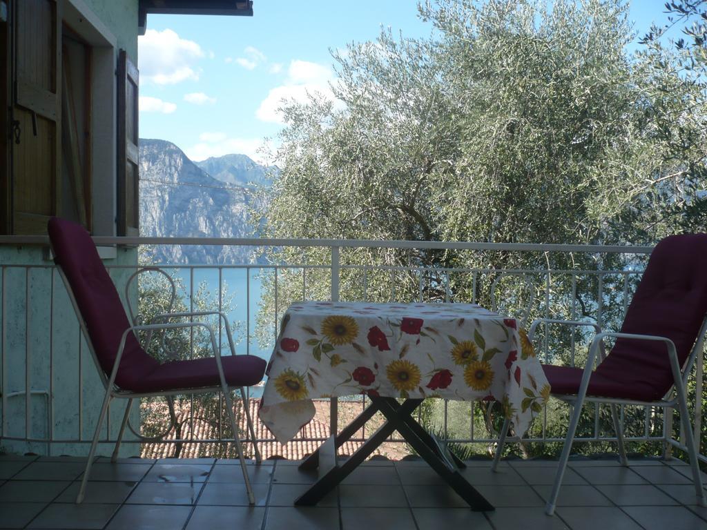 Appartamento Michela Brenzone sul Garda Camera foto