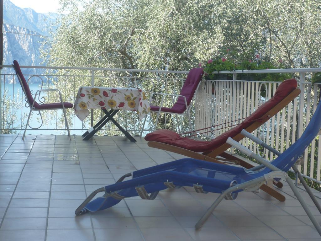 Appartamento Michela Brenzone sul Garda Camera foto