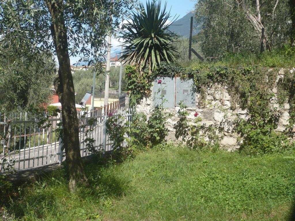Appartamento Michela Brenzone sul Garda Camera foto